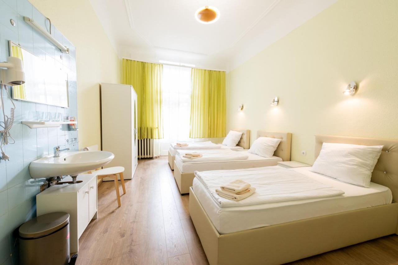 Hotel Pension Dahlem Berlin Eksteriør billede